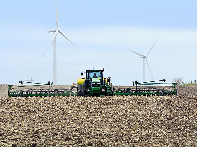 The Rausch family are planting soybeans earlier to increase yield. (Progressive Farmer image by Matthew Wilde)